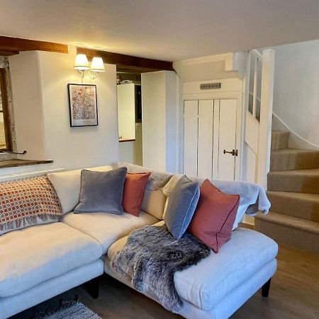Hebe Cottage - Idyllic And Homely With Attention To Detail Atworth Zewnętrze zdjęcie