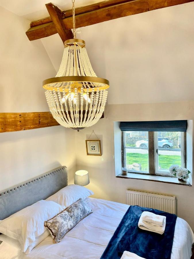Hebe Cottage - Idyllic And Homely With Attention To Detail Atworth Zewnętrze zdjęcie