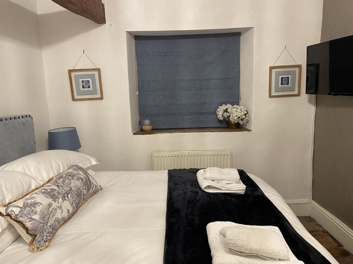 Hebe Cottage - Idyllic And Homely With Attention To Detail Atworth Zewnętrze zdjęcie